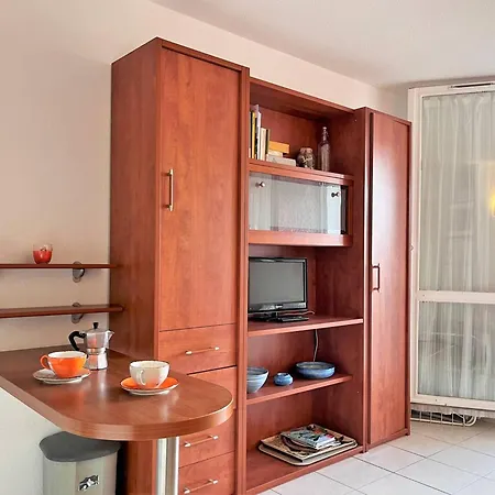 6 Couchages à 100m Avec Terrasse, Parking, Lave-linge Et Piste Cyclable Proche - Fr-1-251-550 Appartamento *