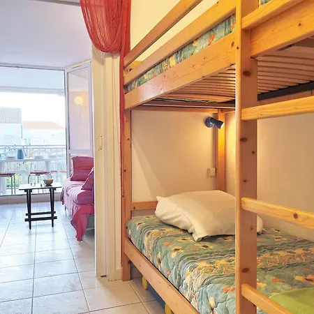 6 Couchages à 100m Avec Terrasse, Parking, Lave-linge Et Piste Cyclable Proche - Fr-1-251-550 * Le Lavandou