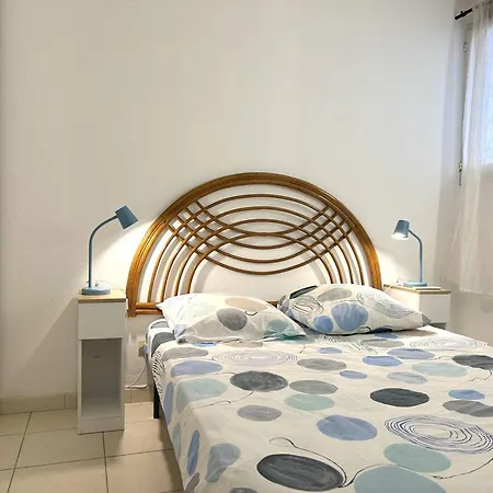 6 Couchages à 100m Avec Terrasse, Parking, Lave-linge Et Piste Cyclable Proche - Fr-1-251-550 Appartement